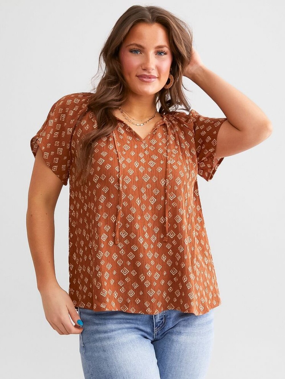 🌷3 for $15! Daytrip Rust Coconut Shell Print Tie-Neck Woven Crinkle Top, Size L